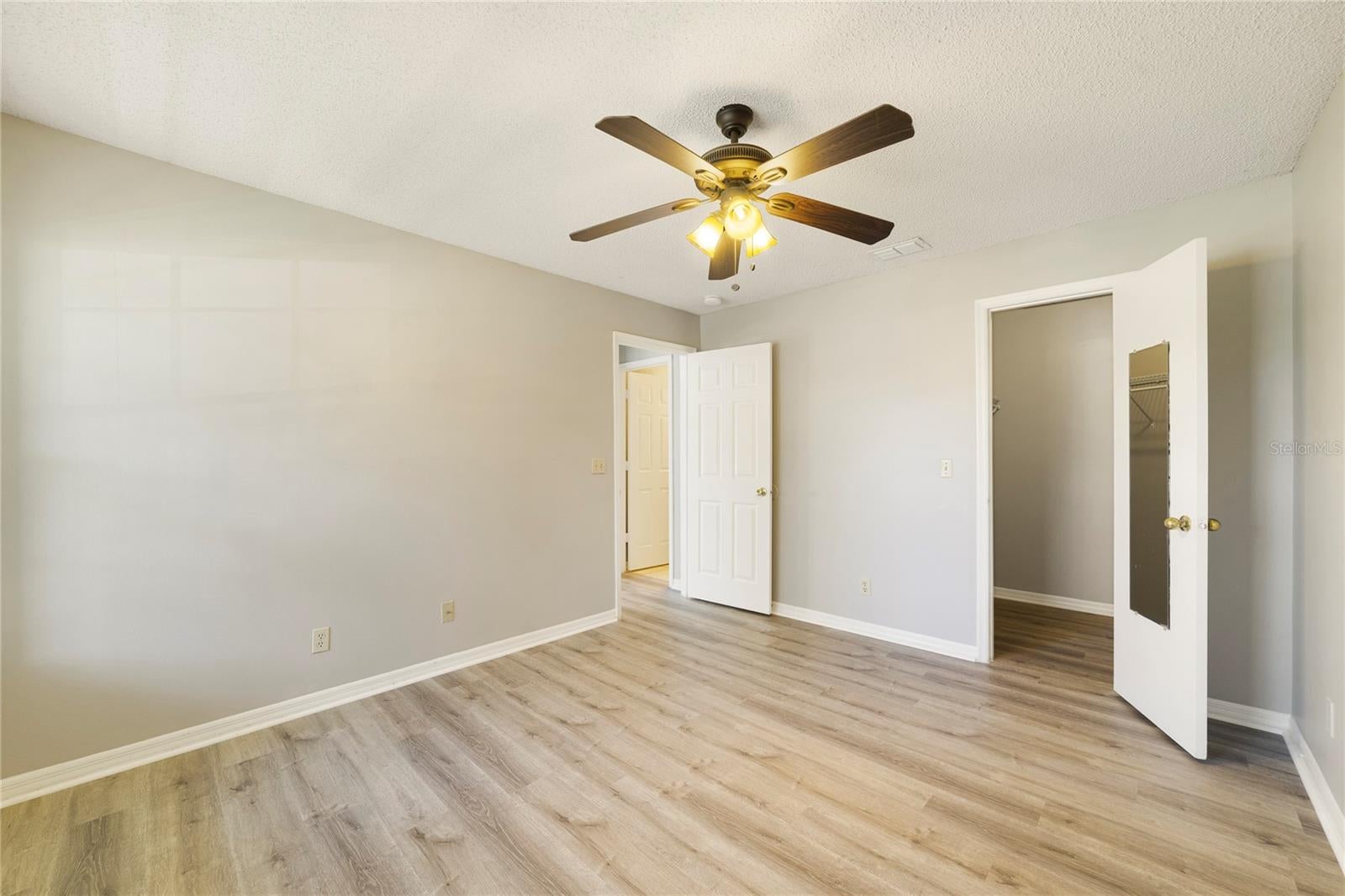 CENTRAL PARK METROWEST CONDO - Residential