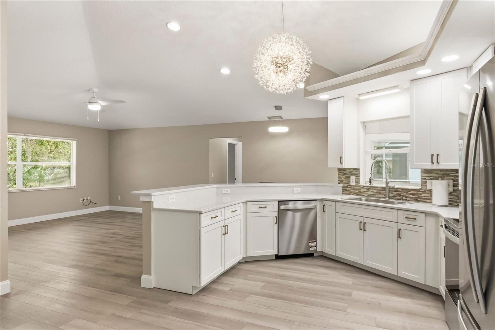 NORTH PORT ESTATES - Residential