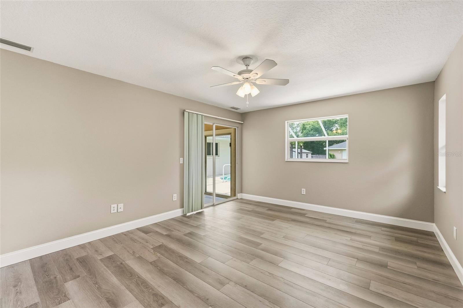 NORTH PORT ESTATES - Residential