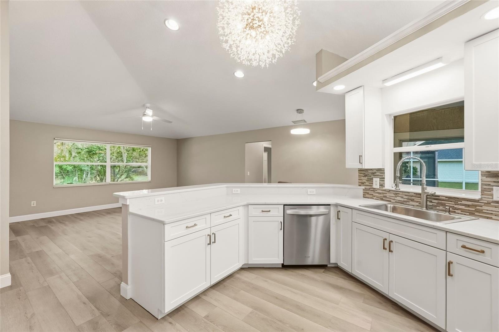 NORTH PORT ESTATES - Residential