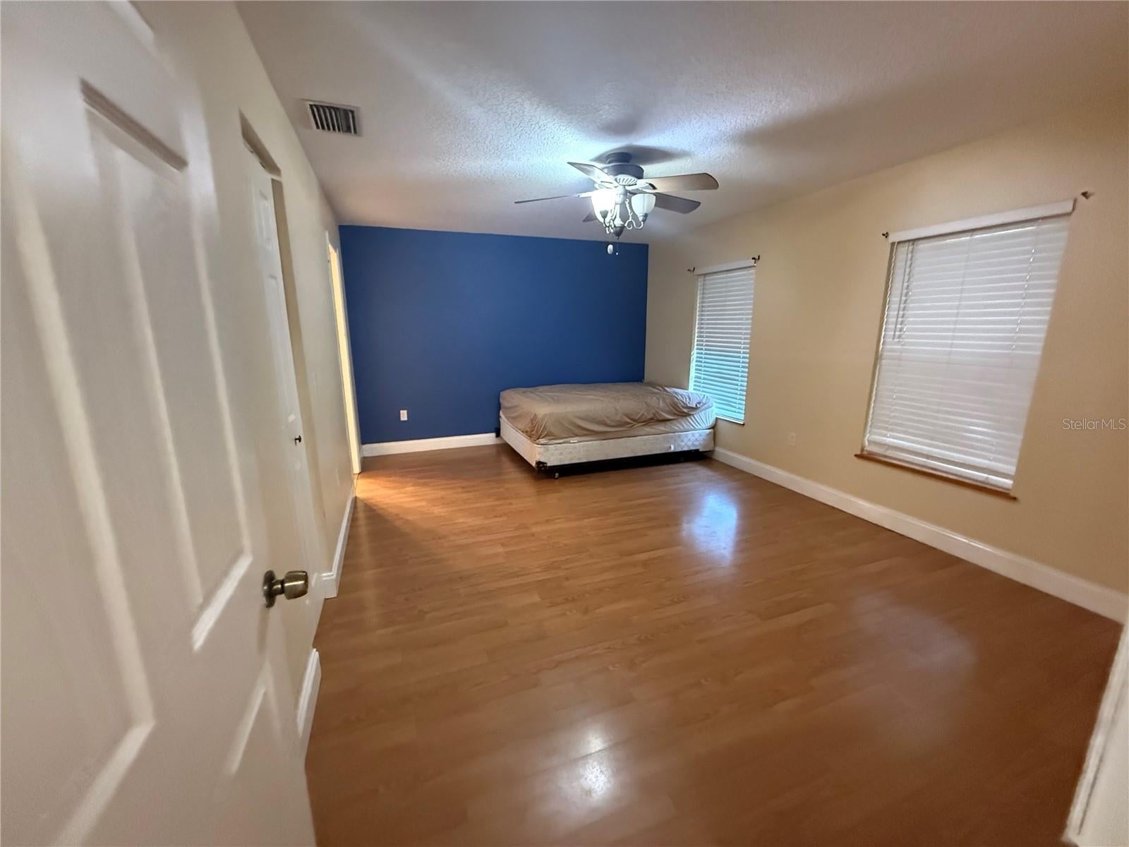 GENES LITTLE ACRES 1ST ADD - Residential