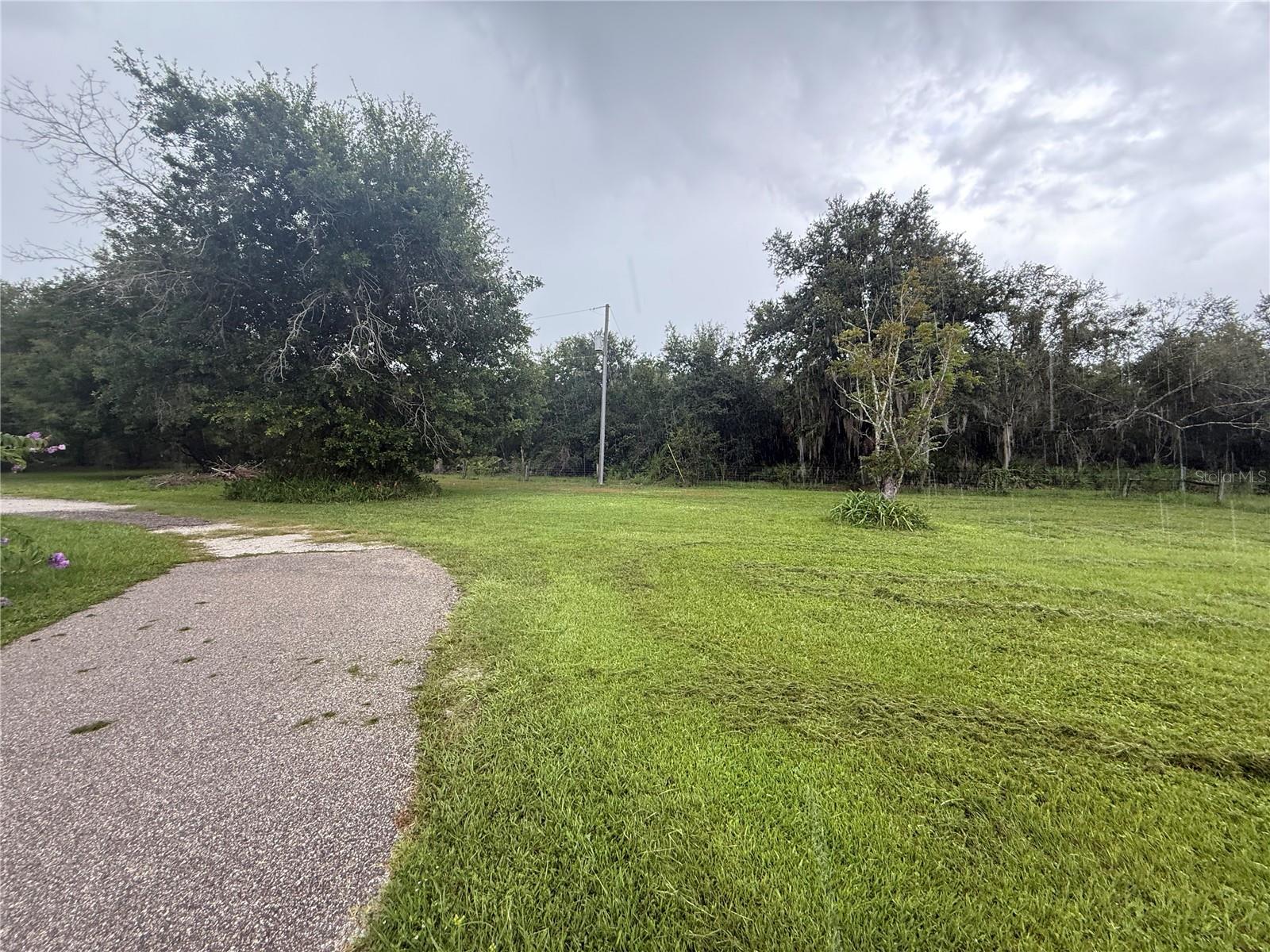 GENES LITTLE ACRES 1ST ADD - Residential