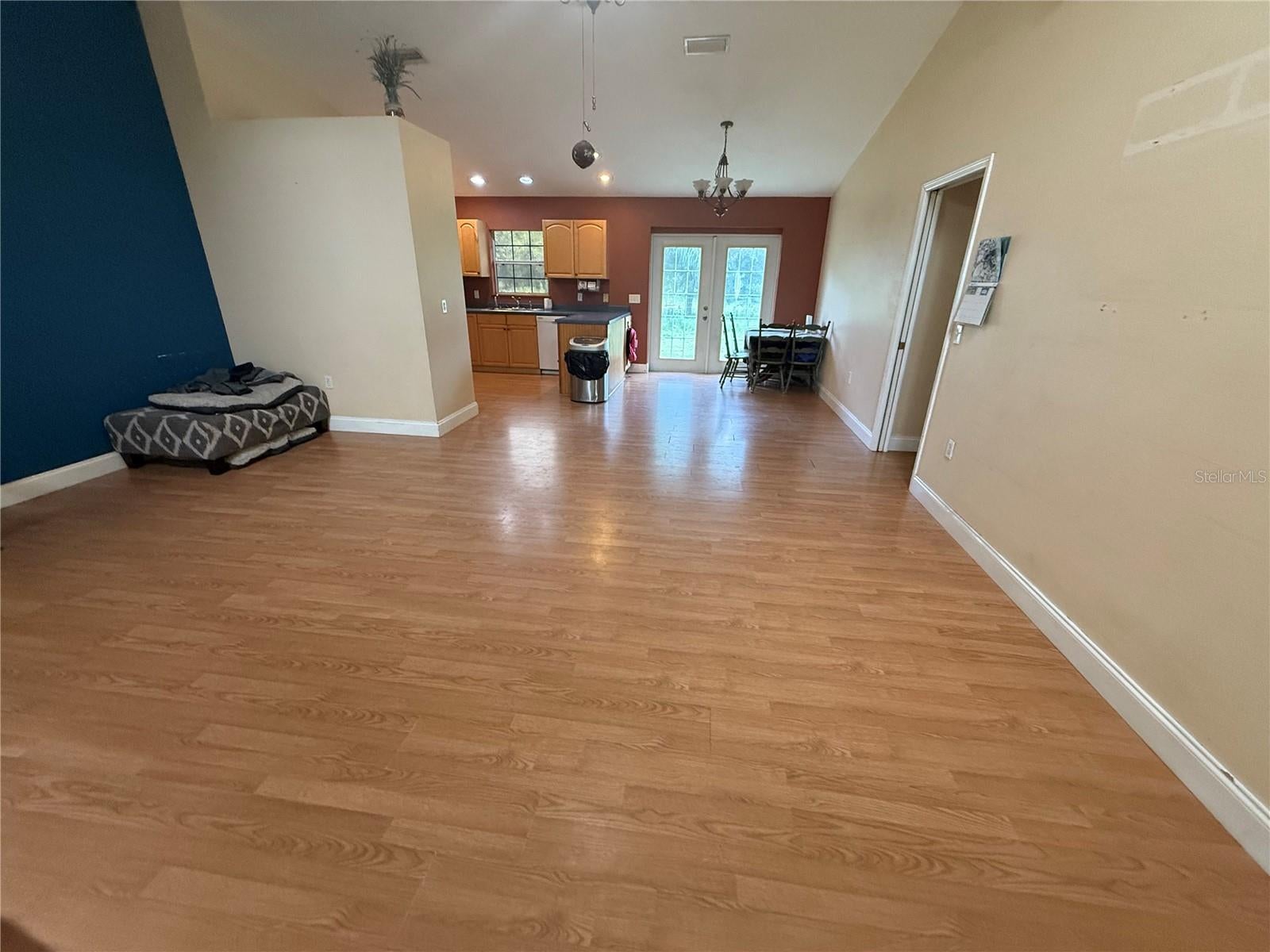 GENES LITTLE ACRES 1ST ADD - Residential