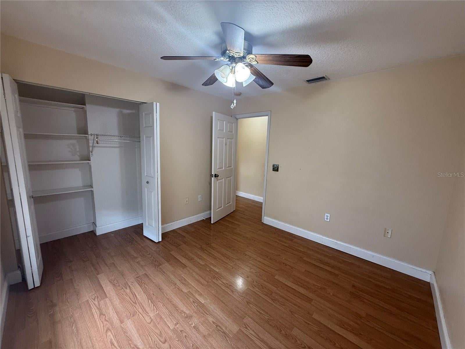 GENES LITTLE ACRES 1ST ADD - Residential