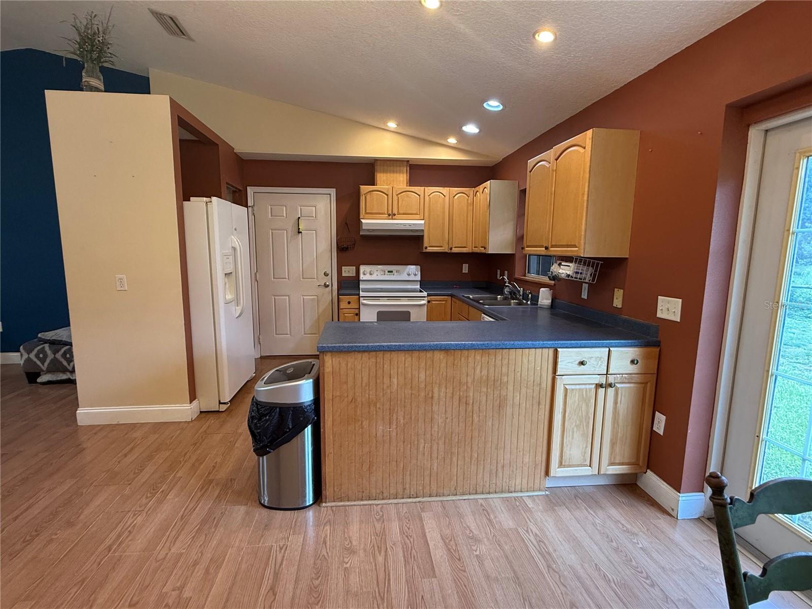GENES LITTLE ACRES 1ST ADD - Residential
