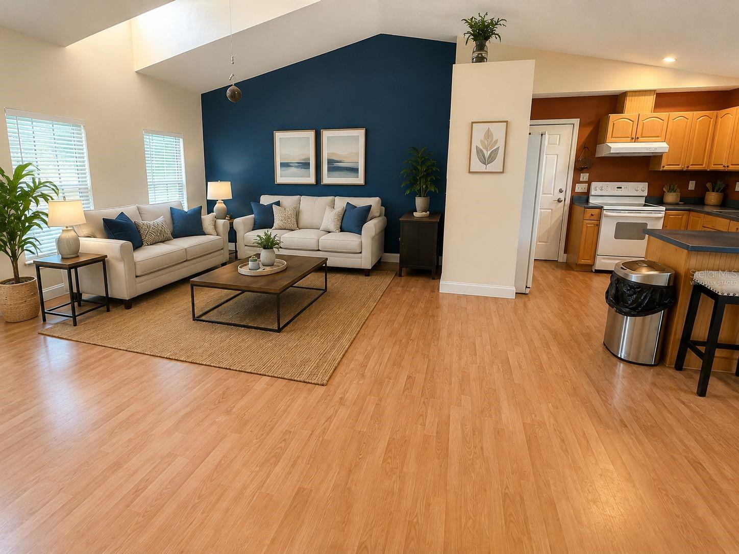 GENES LITTLE ACRES 1ST ADD - Residential