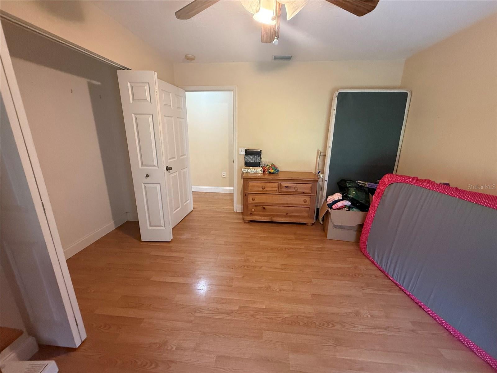 GENES LITTLE ACRES 1ST ADD - Residential
