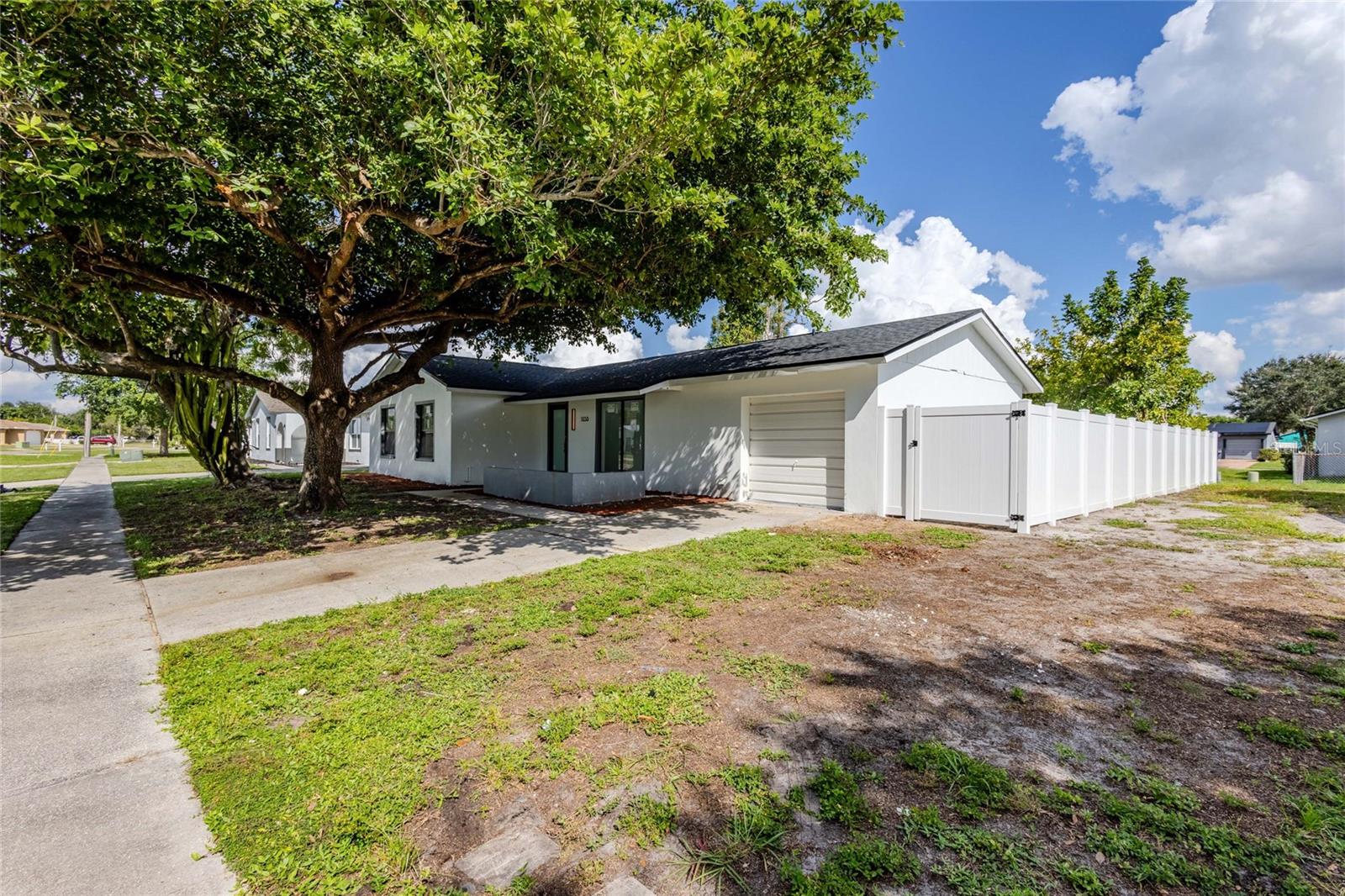 RIDGEWAY - Residential