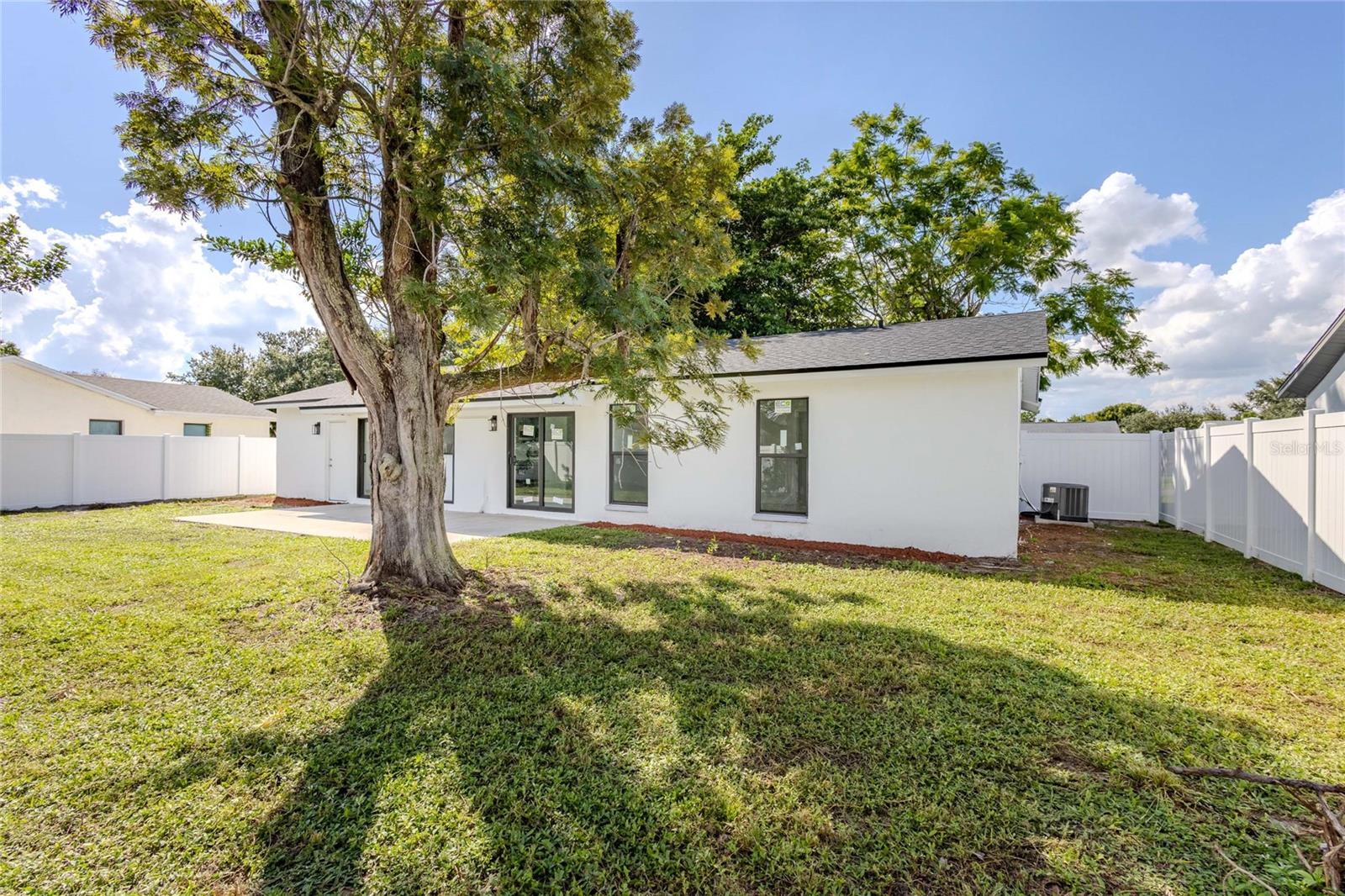 RIDGEWAY - Residential