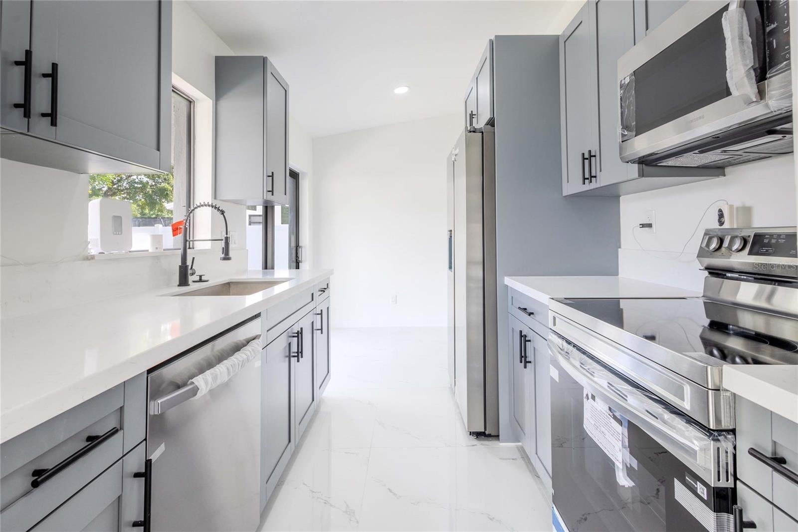 RIDGEWAY - Residential