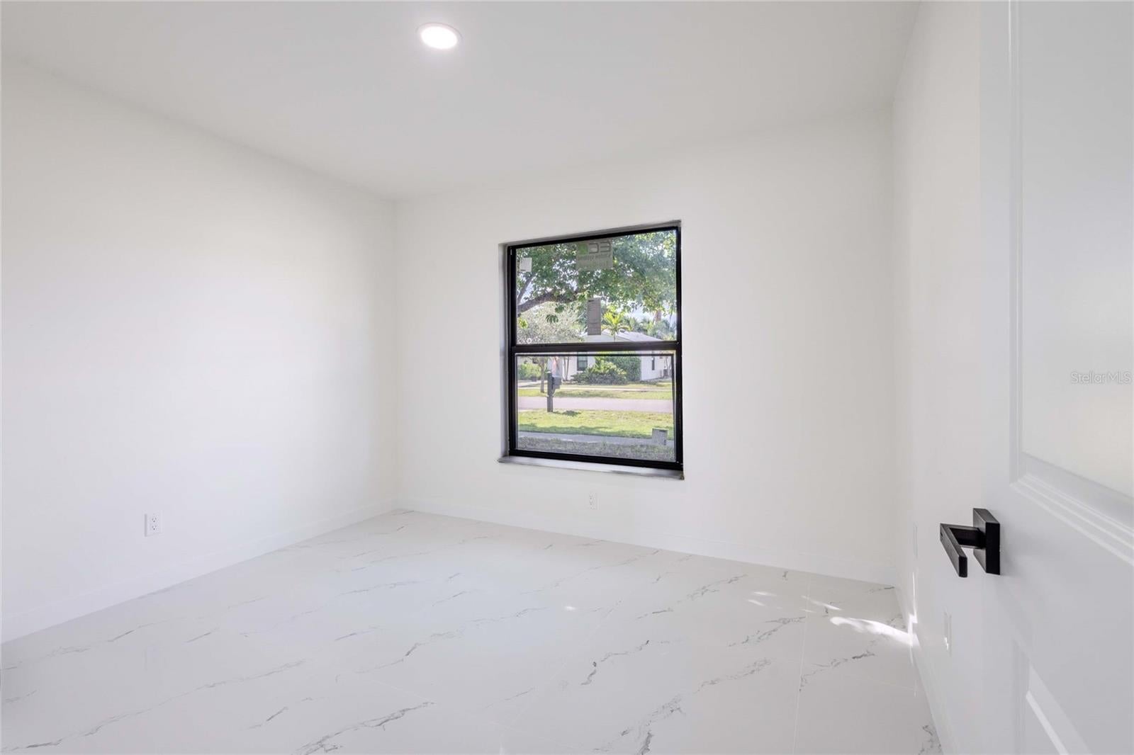 RIDGEWAY - Residential