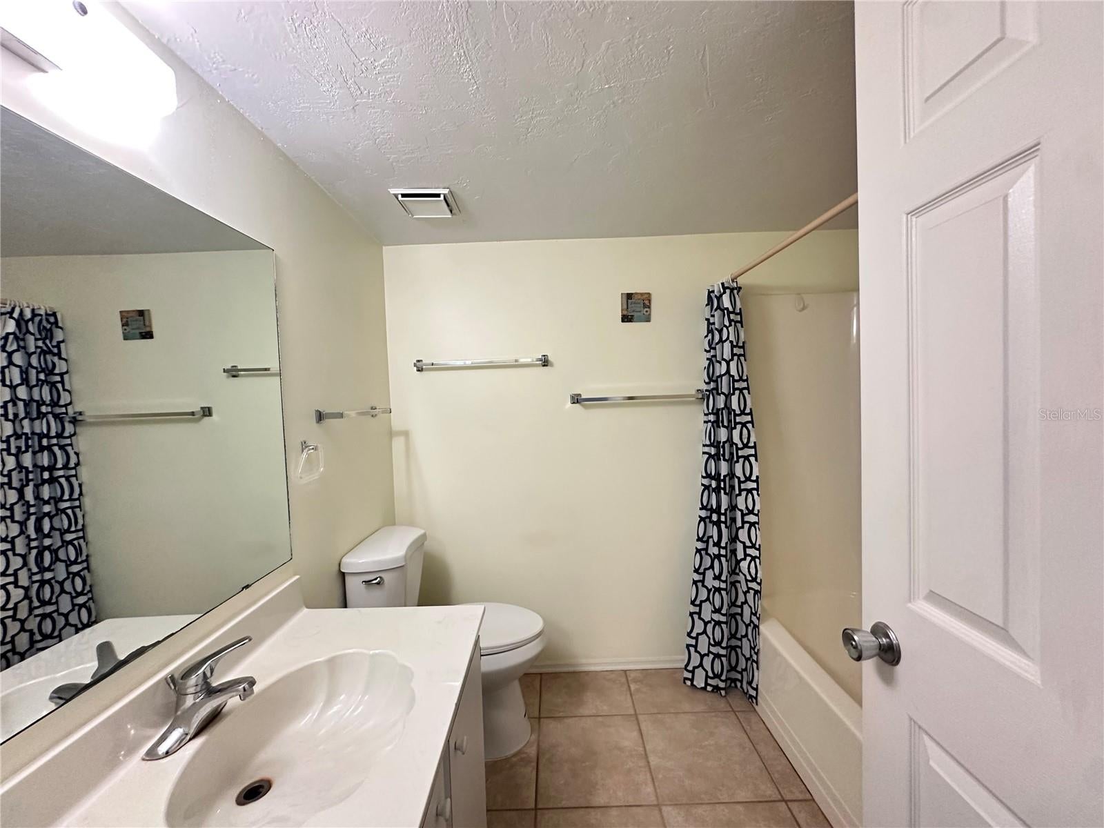 EGRET POINTE PH 02 - Residential