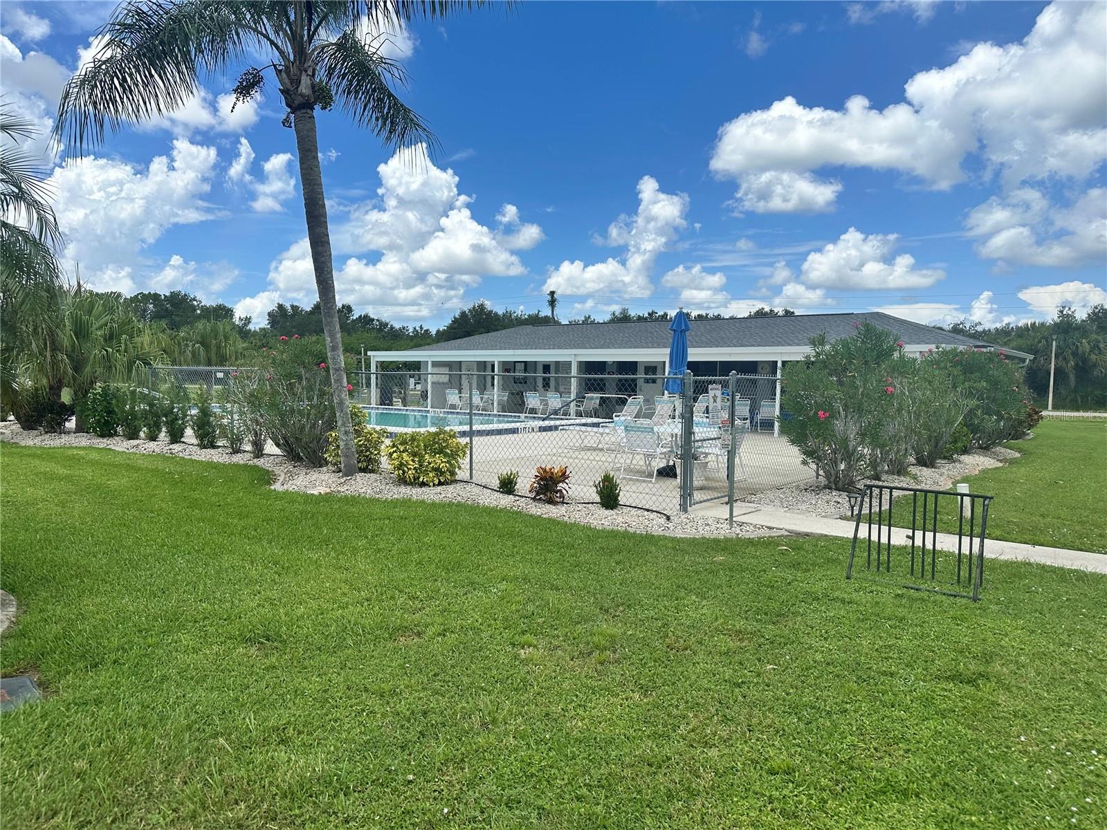 EGRET POINTE PH 02 - Residential