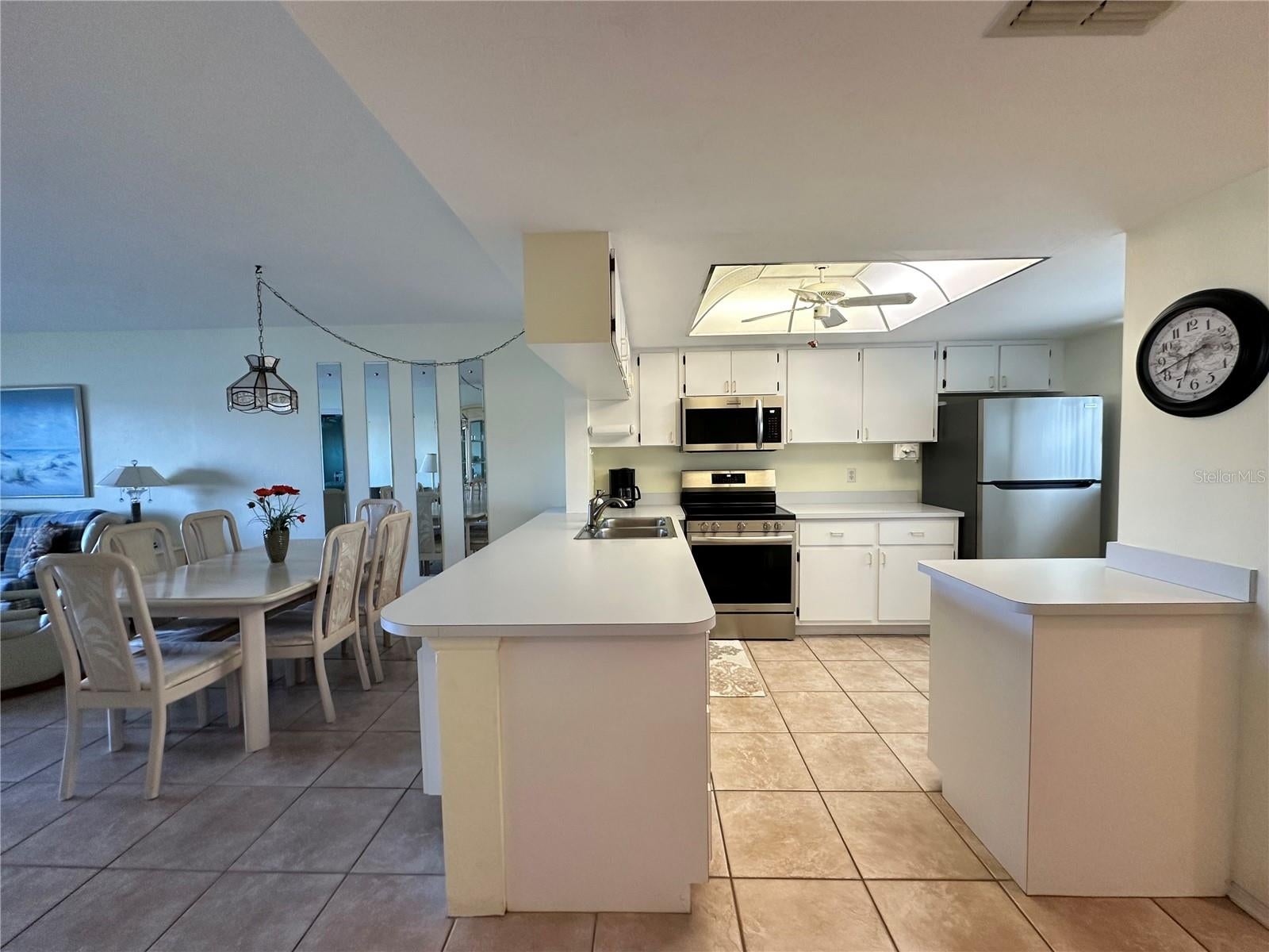 EGRET POINTE PH 02 - Residential