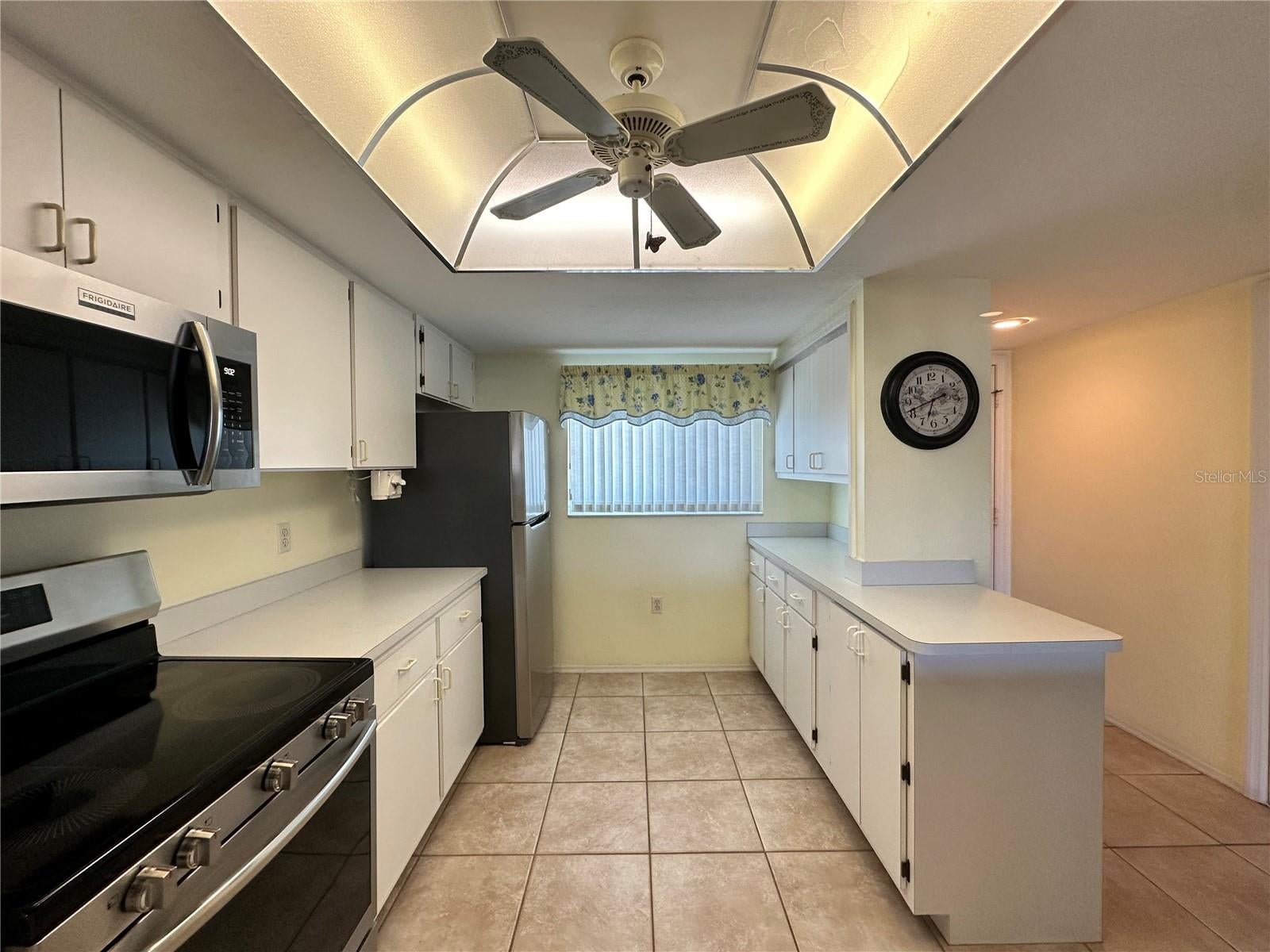 EGRET POINTE PH 02 - Residential