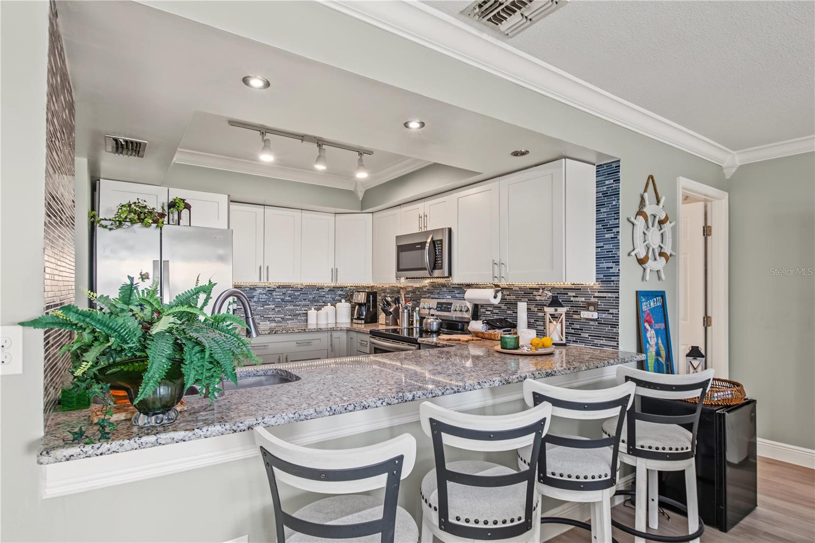 FAIRWAY VILLAS II CONDO - Residential