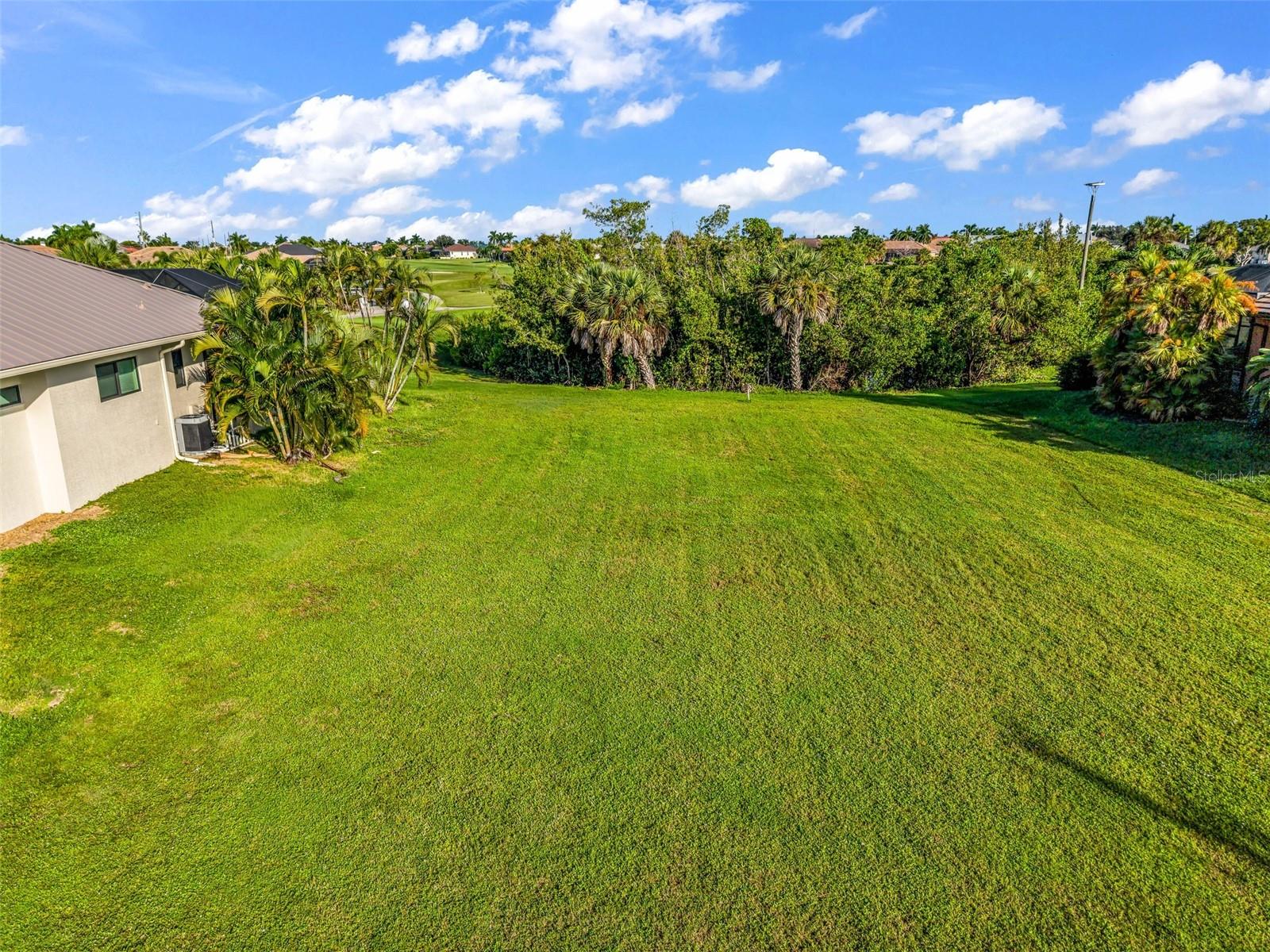 PUNTA GORDA ISLES SEC 12 - Land