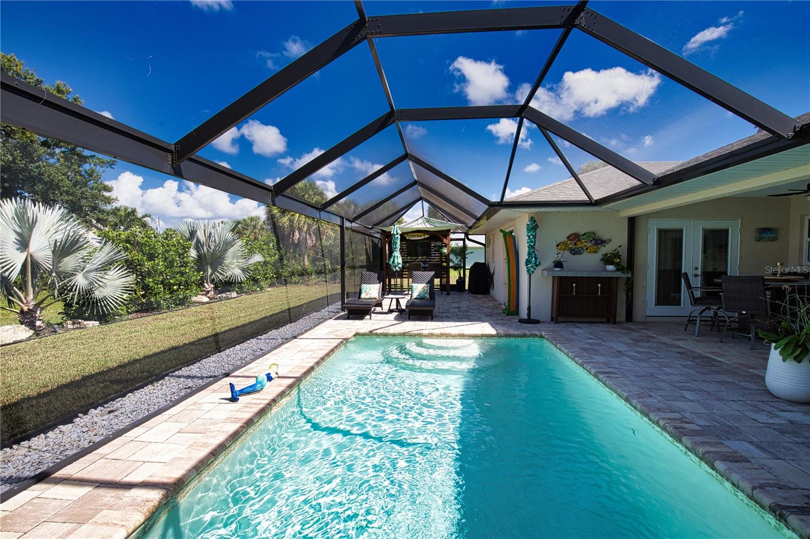 ROTONDA WEST LONG MEADOW - Residential