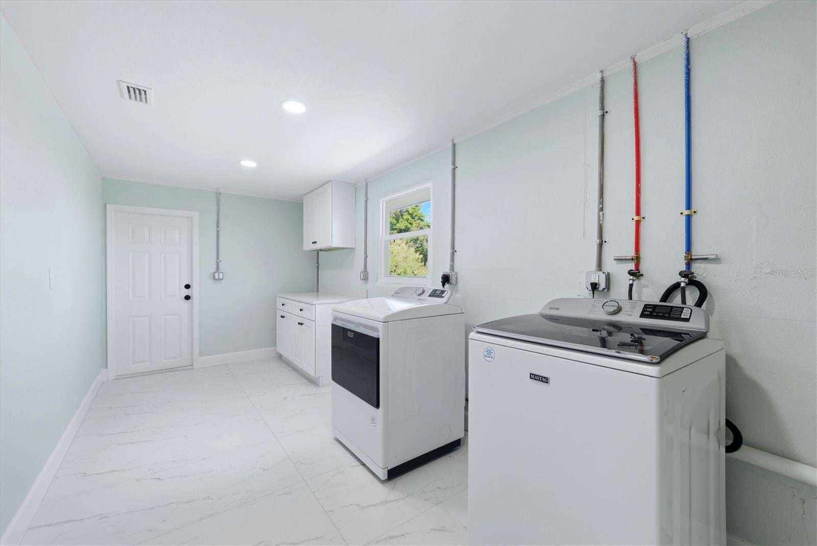 CHARLOTTE PARK SEC 02 - Residential