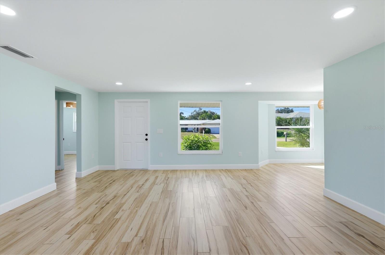 CHARLOTTE PARK SEC 02 - Residential