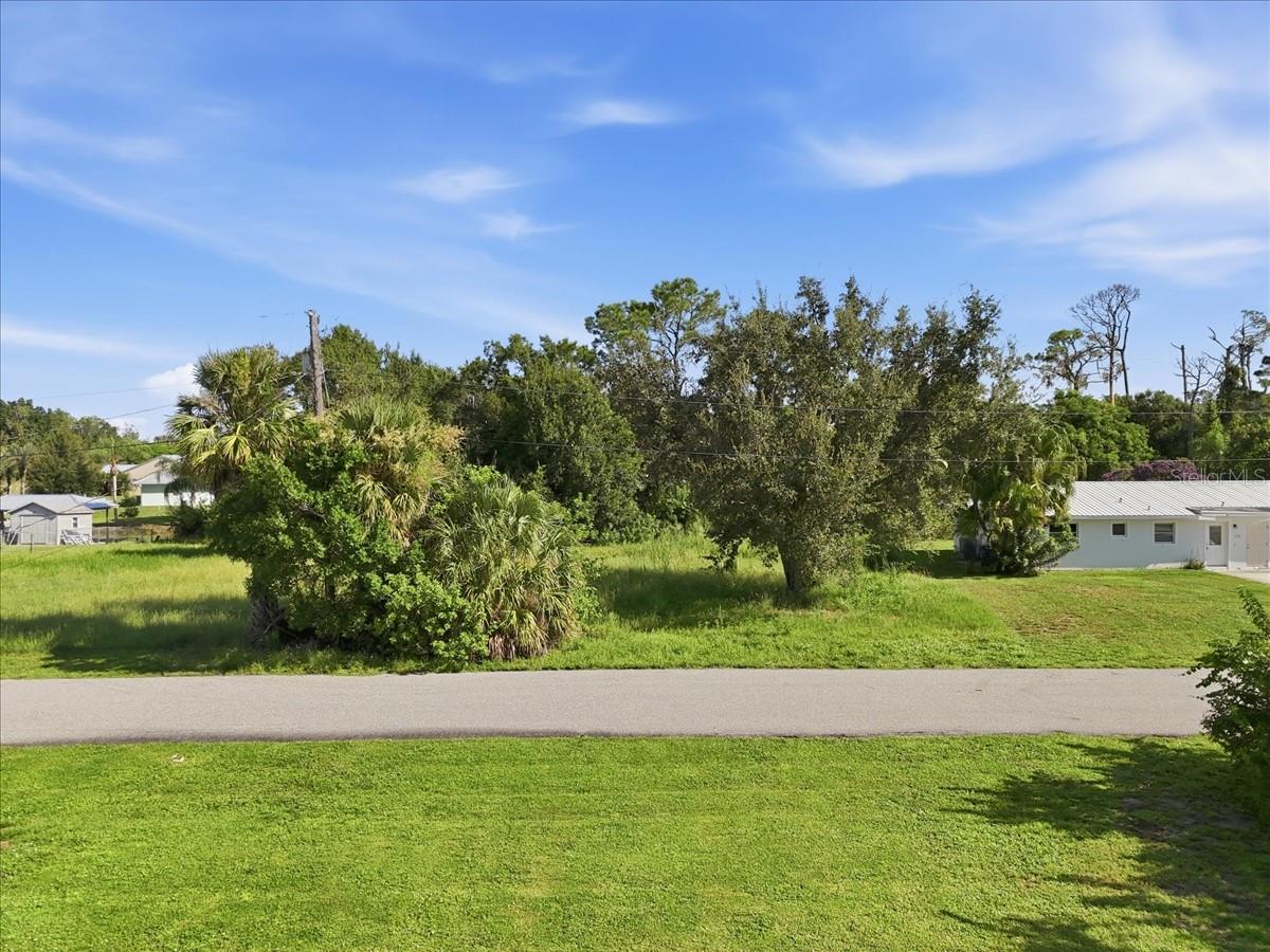 SUNN LAKES ESTATE - Land