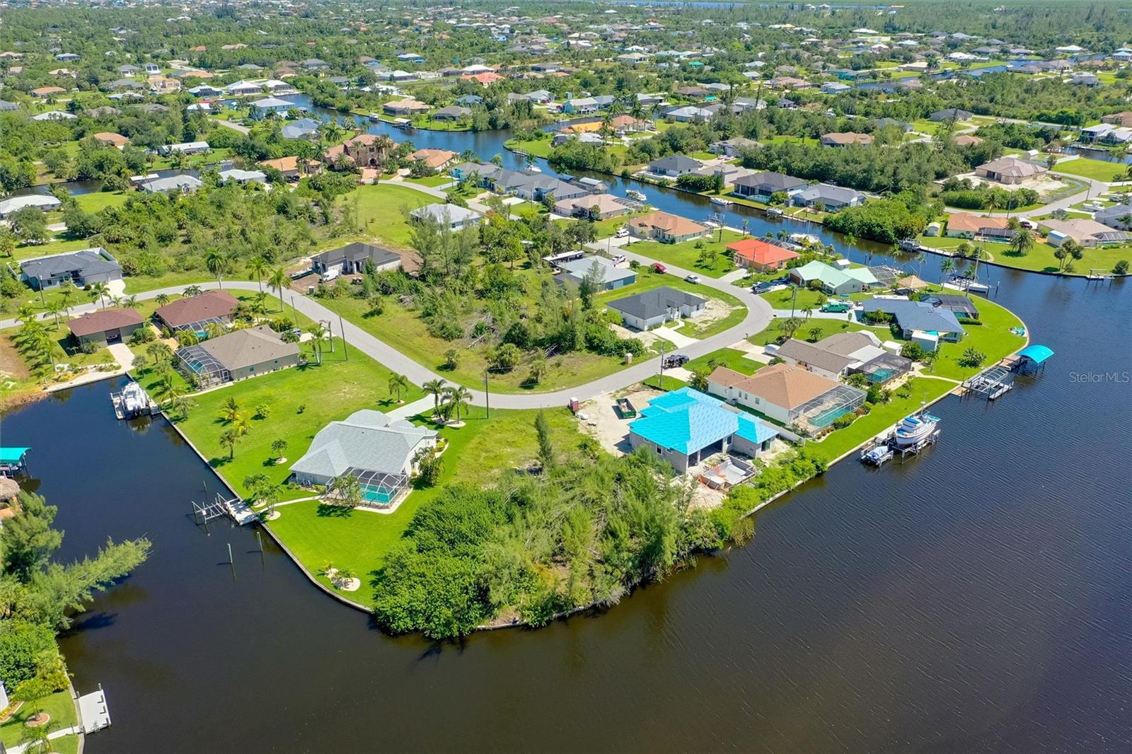 PORT CHARLOTTE SEC 082 - Land