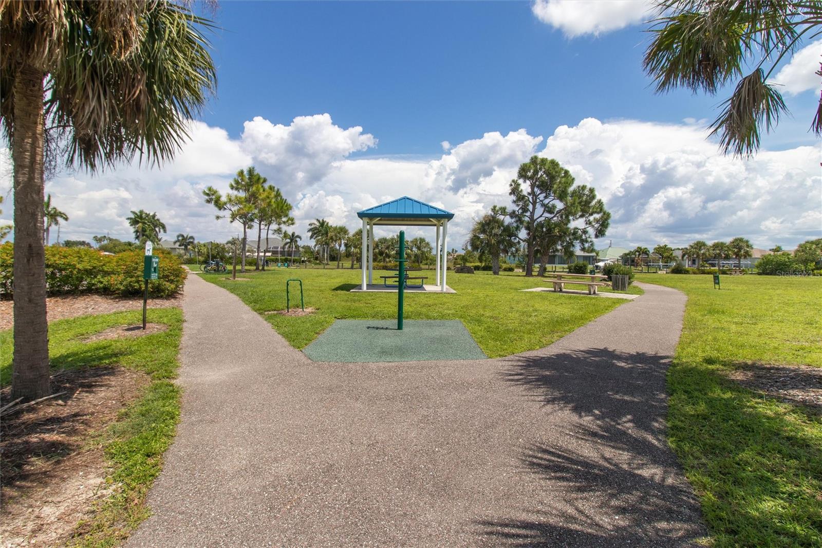 PORT CHARLOTTE SEC 082 - Land