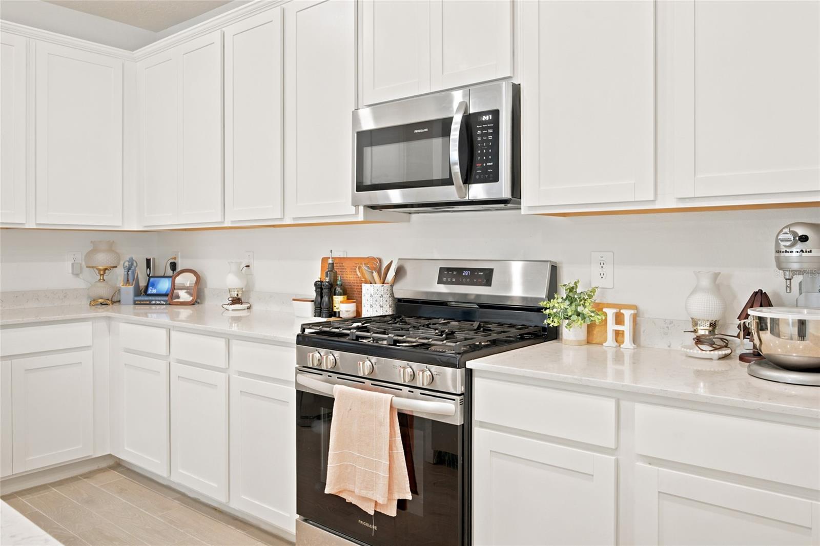 COUNTRY LANE ESTATES - Residential