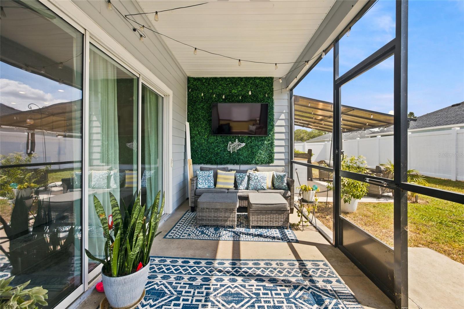 COUNTRY LANE ESTATES - Residential