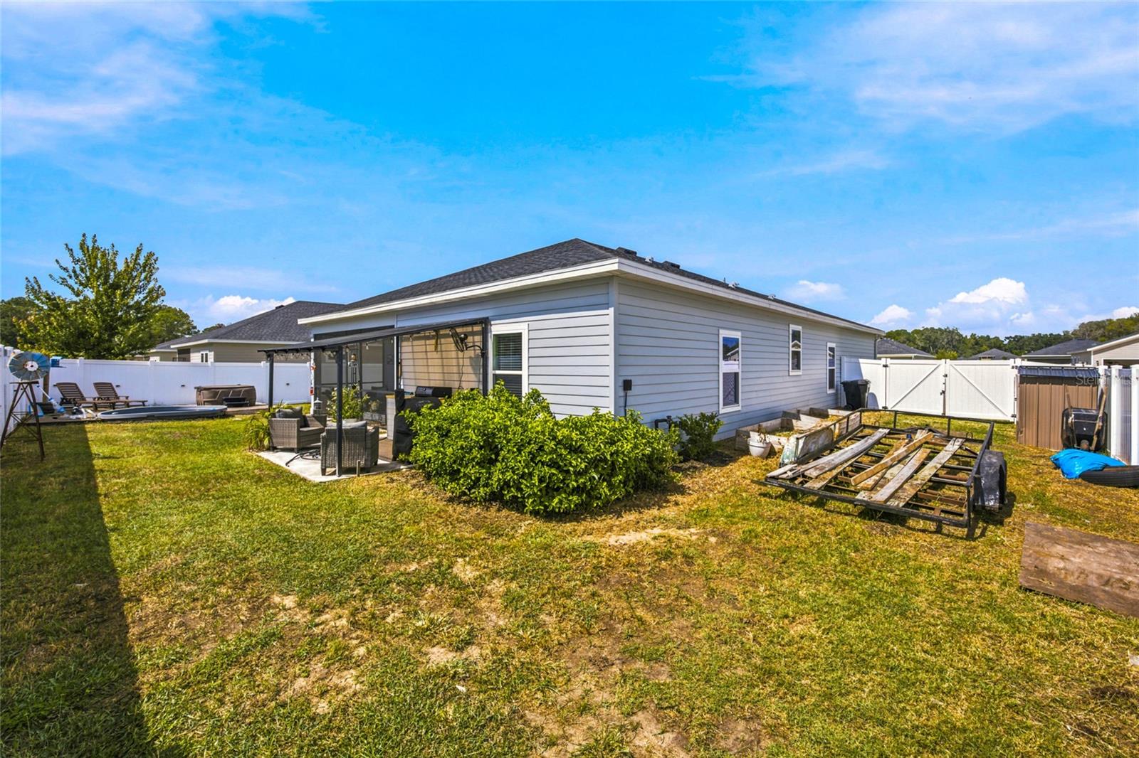 COUNTRY LANE ESTATES - Residential