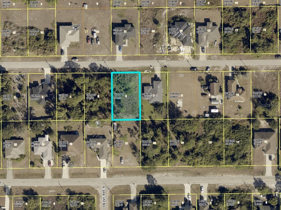 LEHIGH ACRES - Land