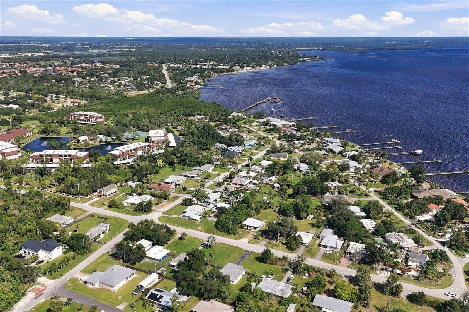 CHAR SHORES - Residential