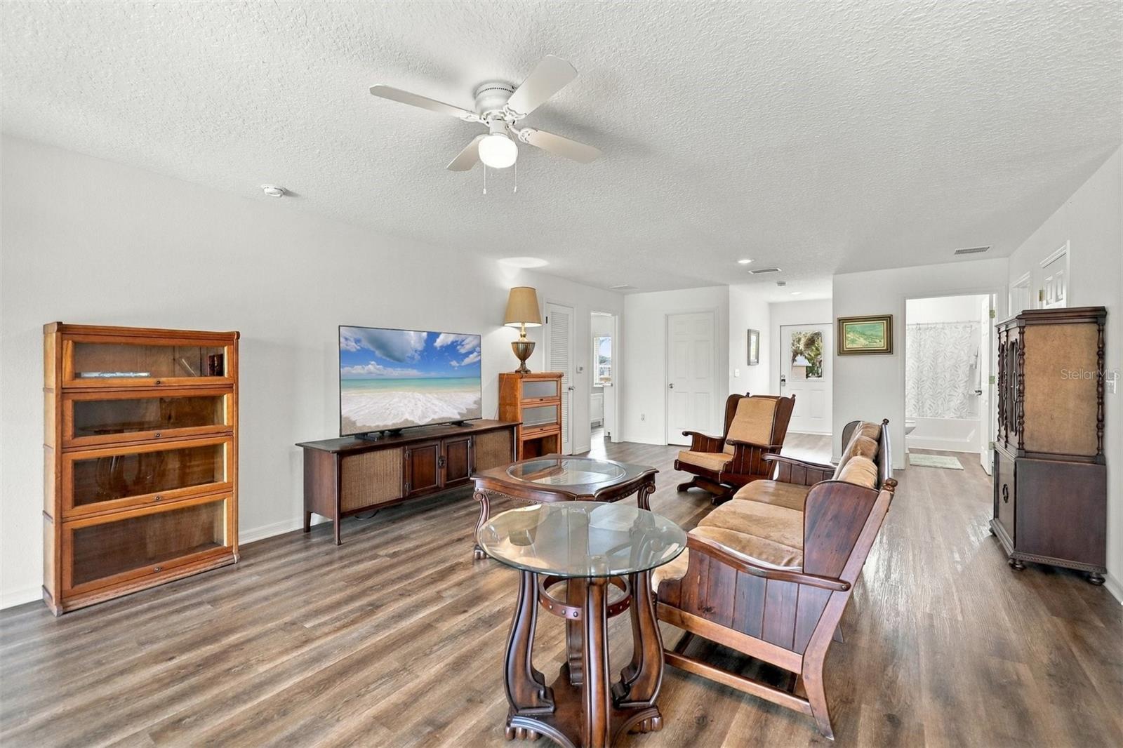 CHAR SHORES - Residential