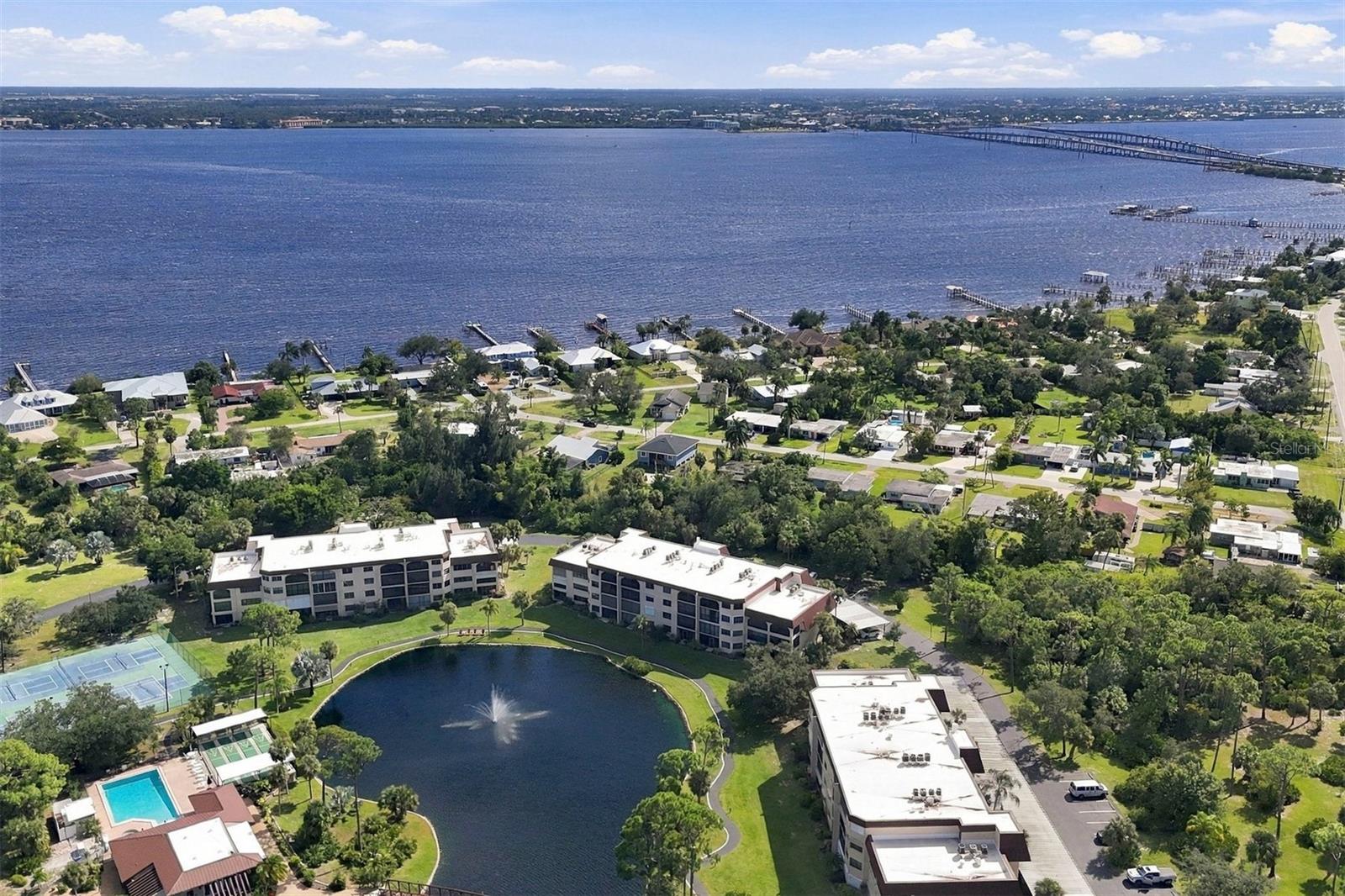CHAR SHORES - Residential
