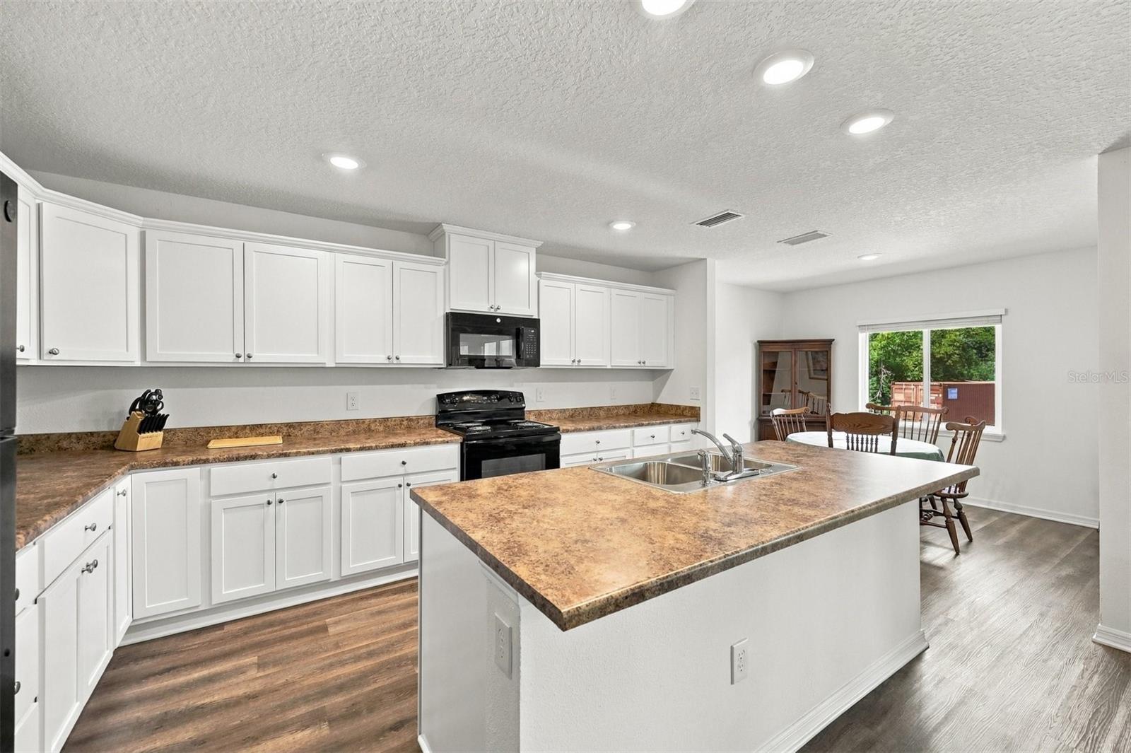 CHAR SHORES - Residential