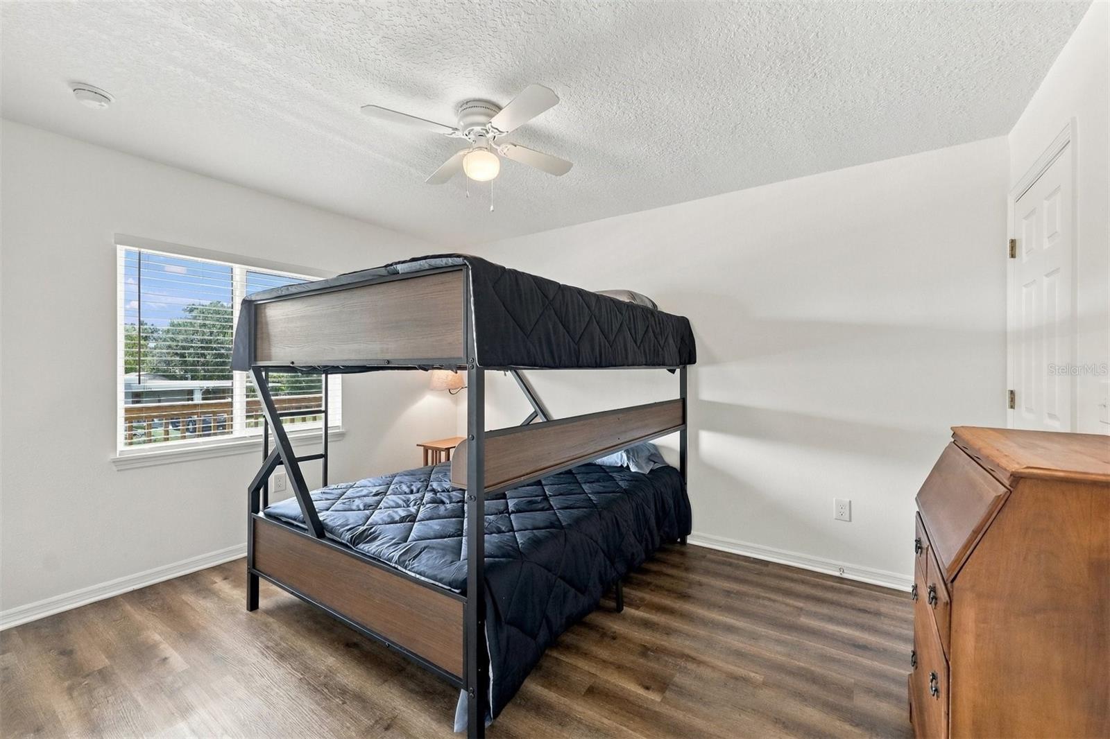 CHAR SHORES - Residential