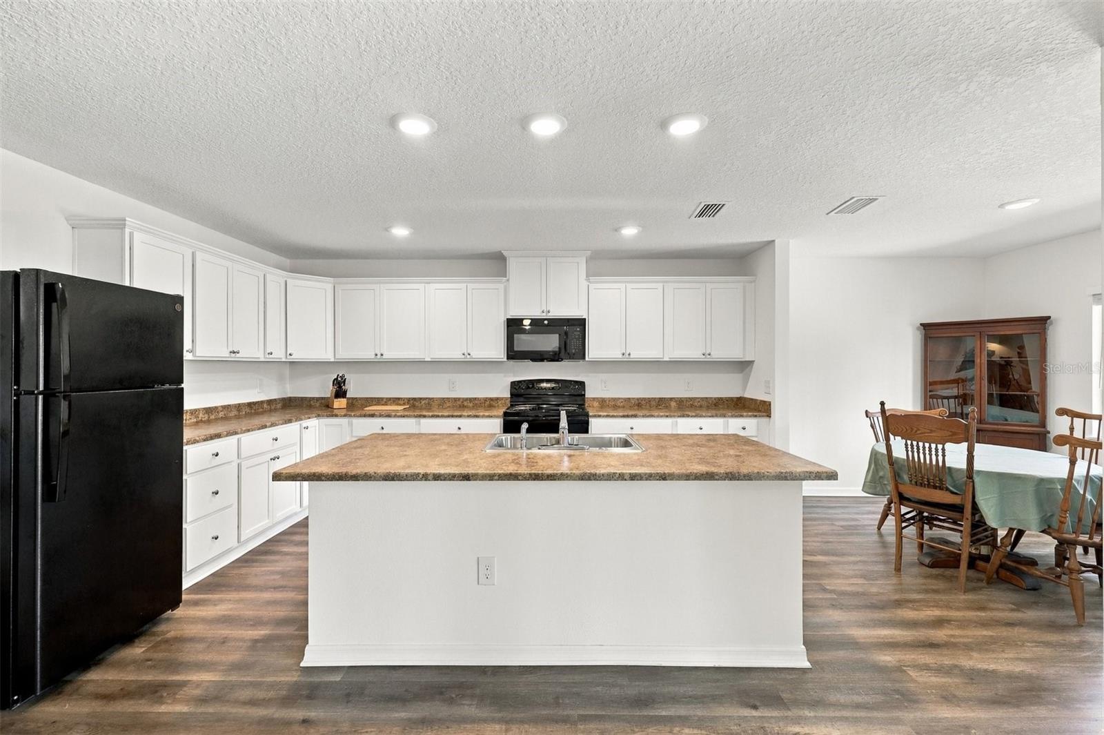 CHAR SHORES - Residential