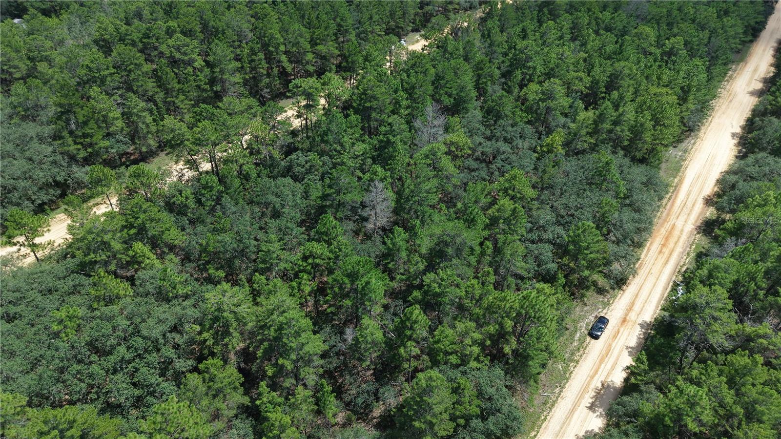 INTERLACHEN LAKES ESTATES - Land