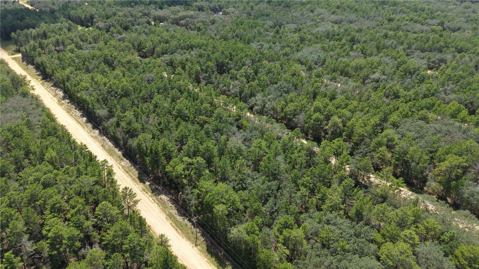 INTERLACHEN LAKES ESTATES - Land
