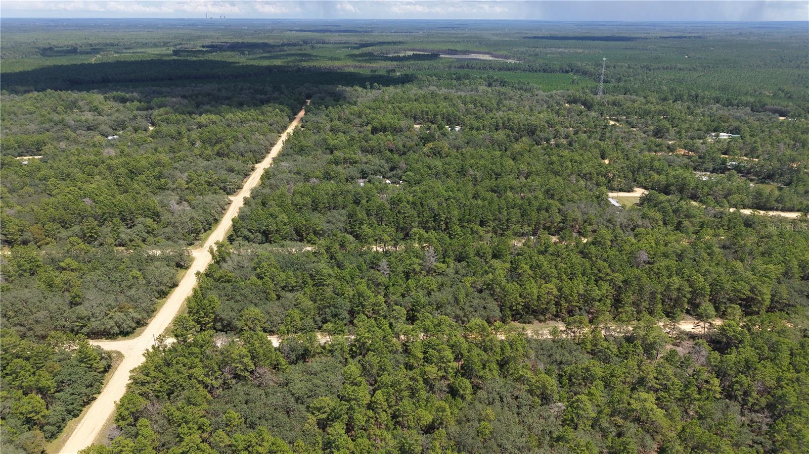INTERLACHEN LAKES ESTATES - Land