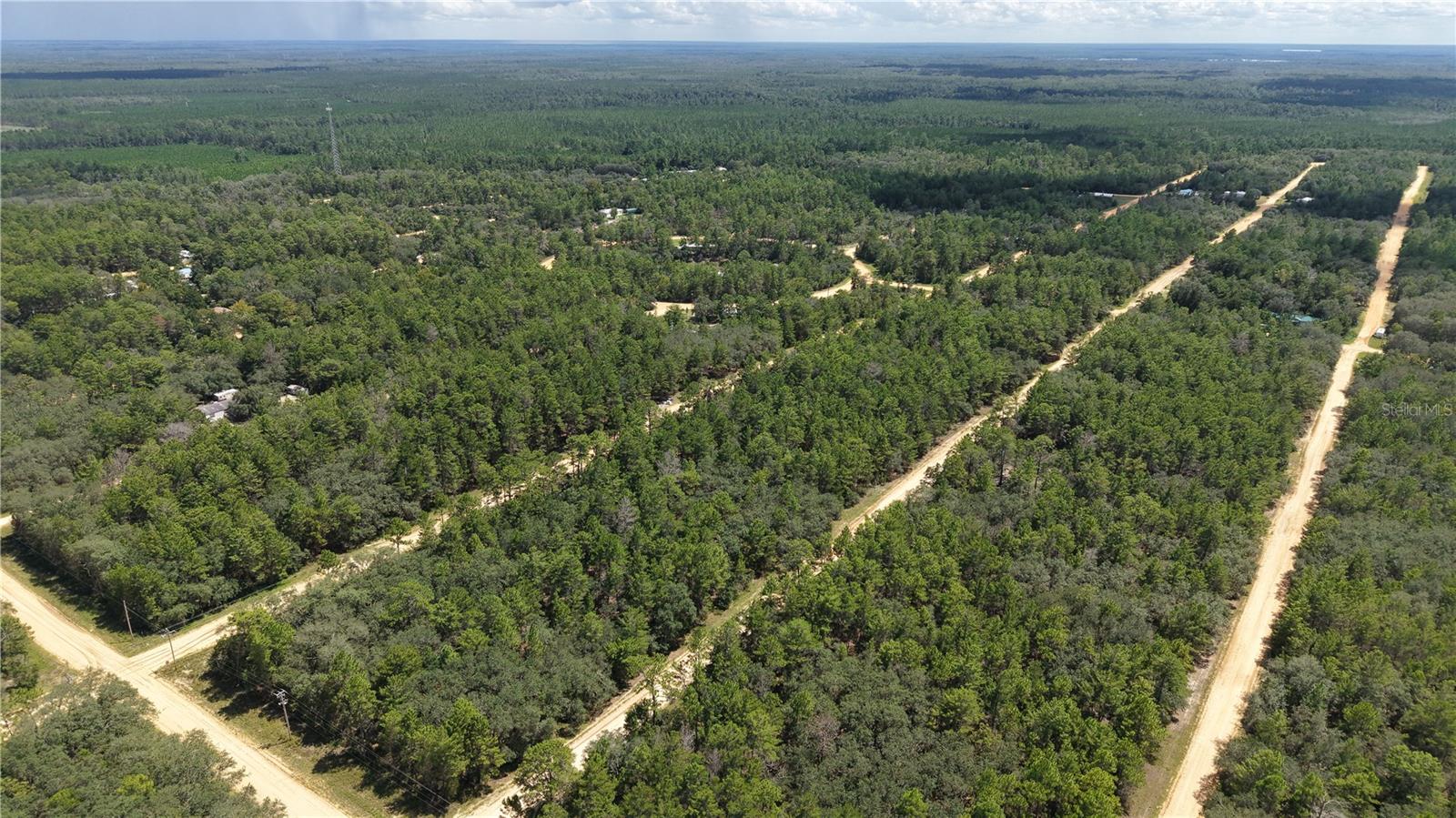 INTERLACHEN LAKES ESTATES - Land
