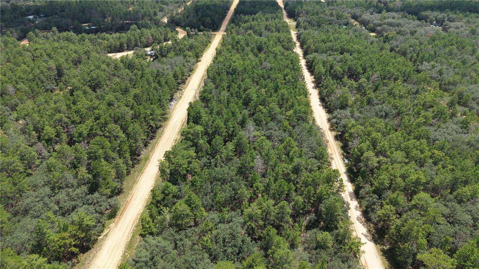 INTERLACHEN LAKES ESTATES - Land