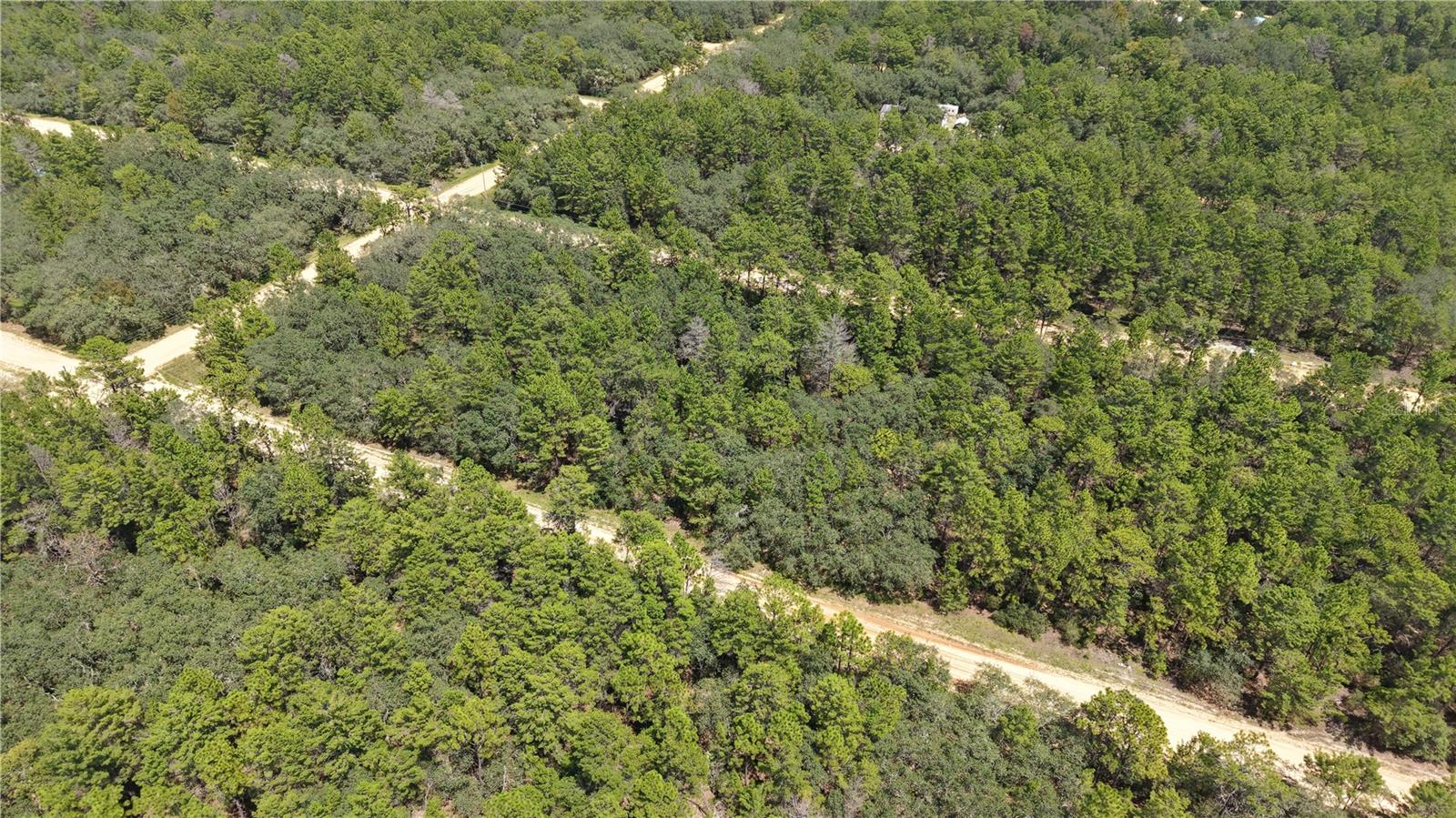 INTERLACHEN LAKES ESTATES - Land