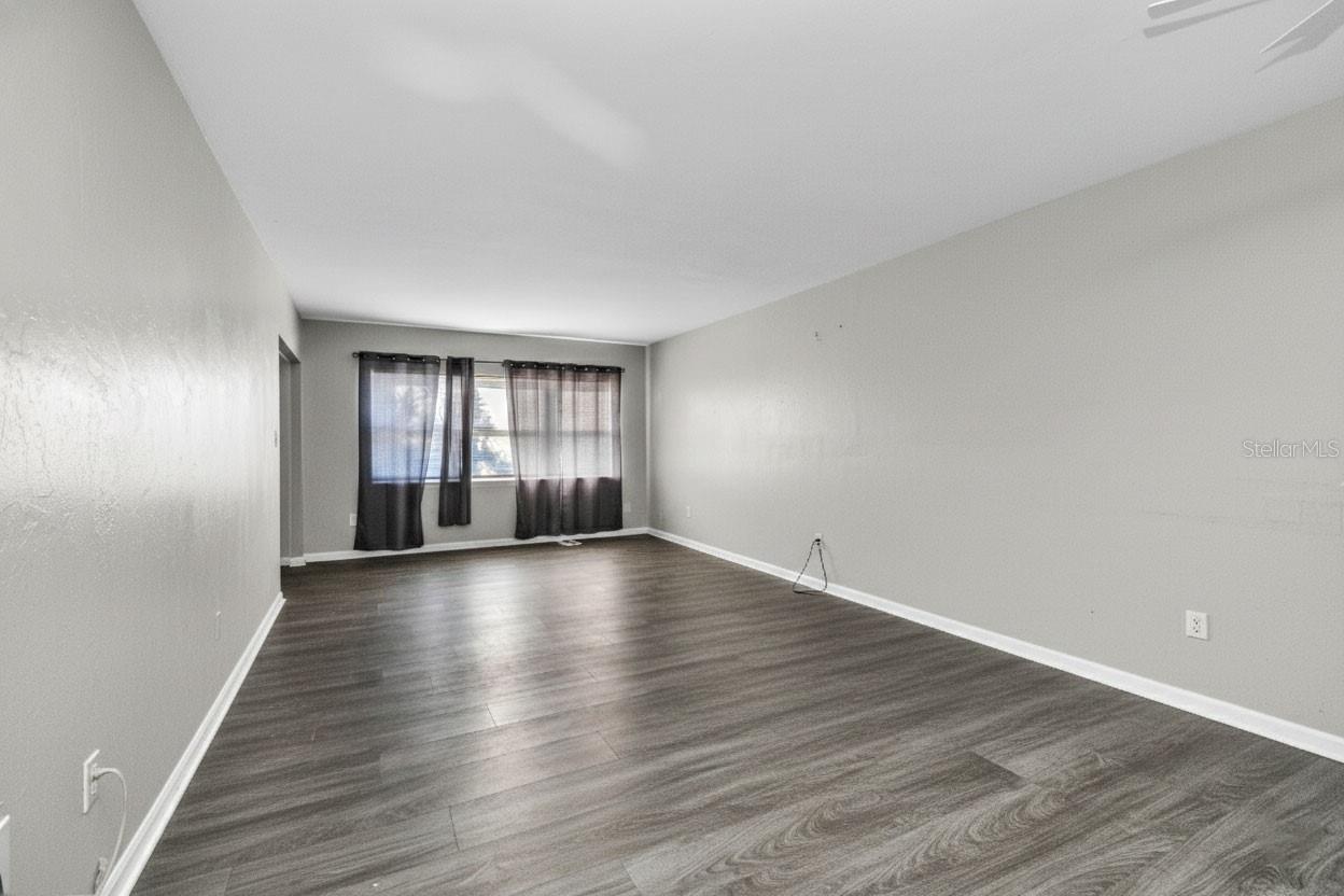 PLAZA VIEW PH 02 - Residential