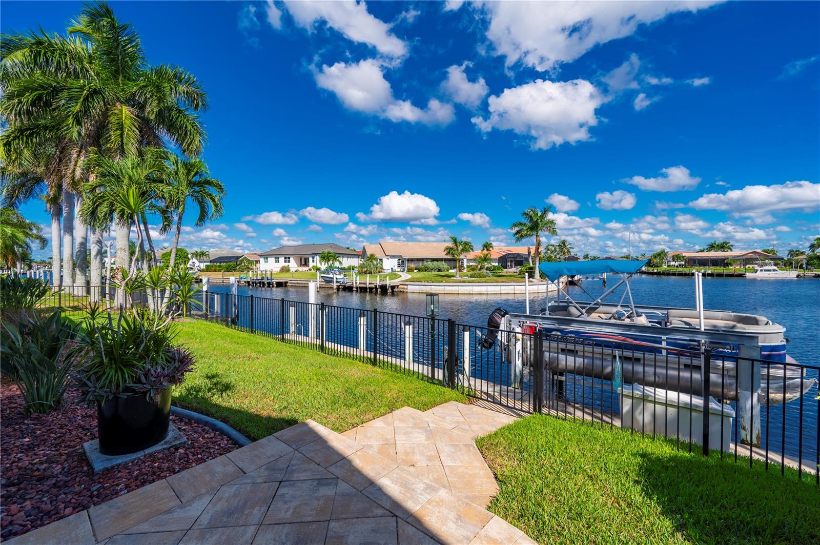 PUNTA GORDA ISLES SEC 12 - Residential