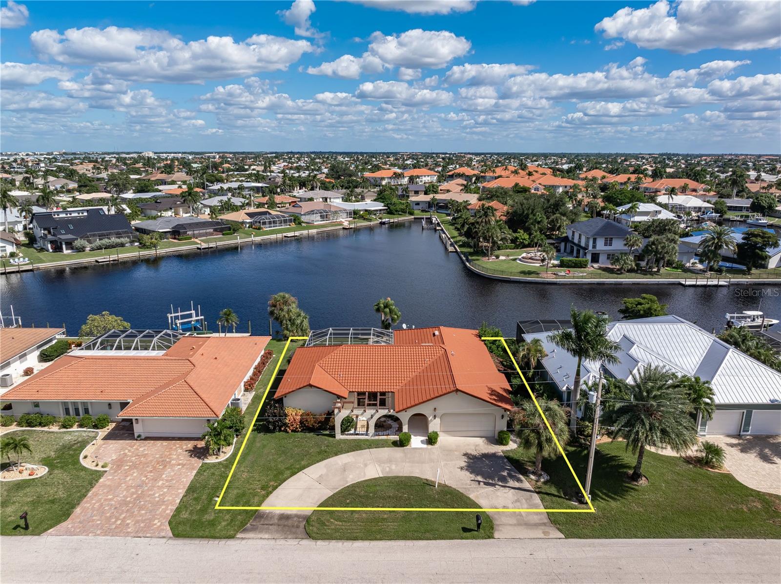 PUNTA GORDA ISLES SEC 02 - Residential