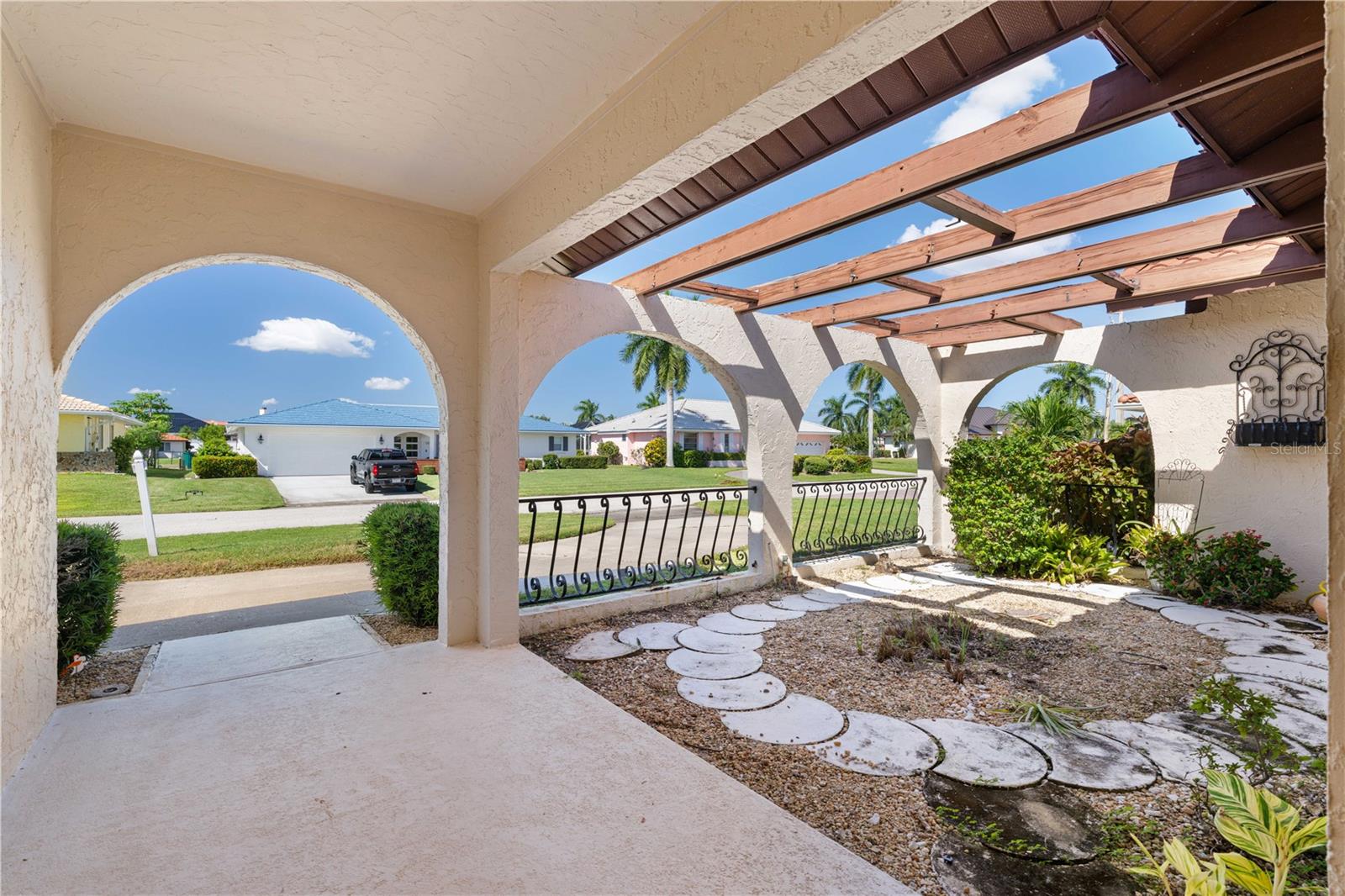 PUNTA GORDA ISLES SEC 02 - Residential