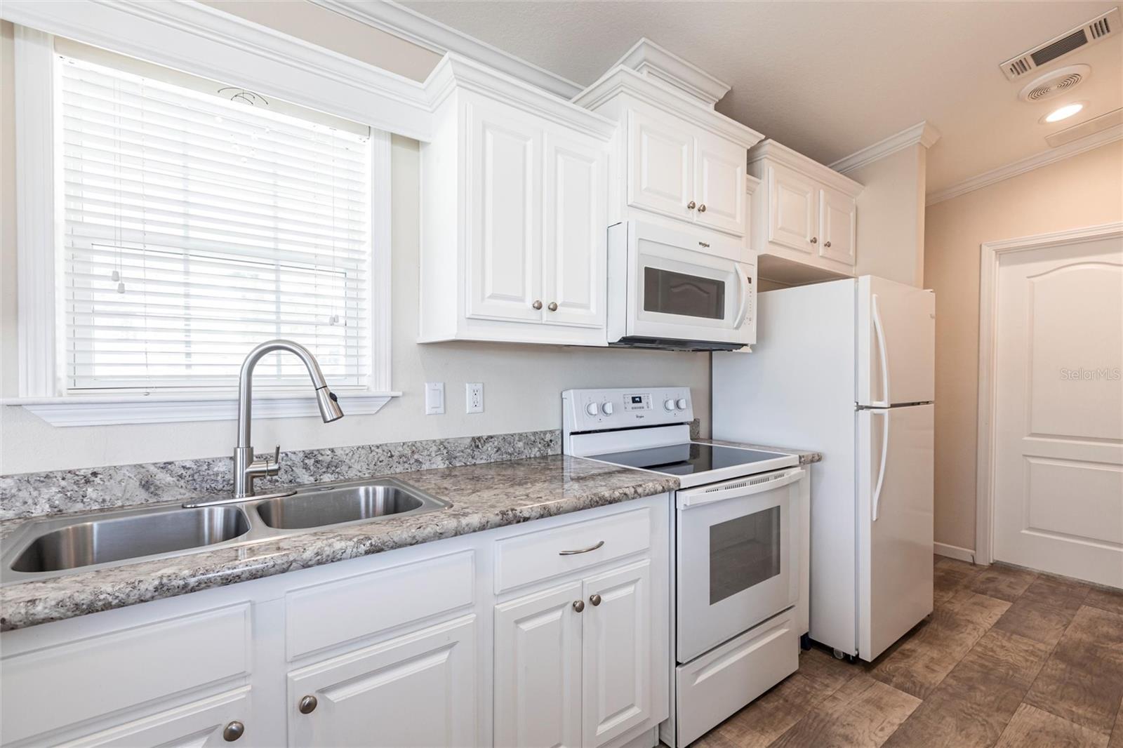 ALLIGATOR PARK COOP - Residential