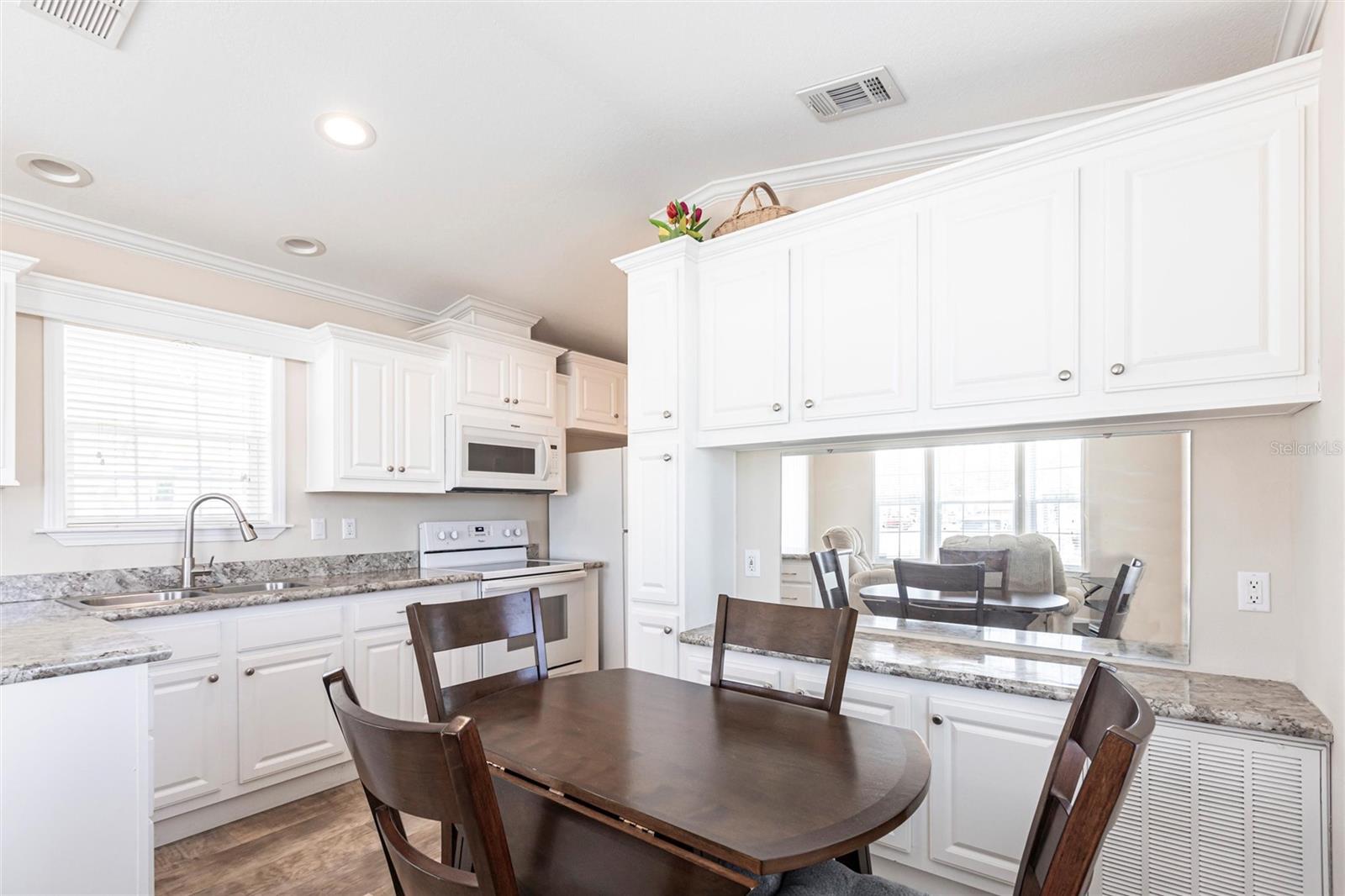 ALLIGATOR PARK COOP - Residential