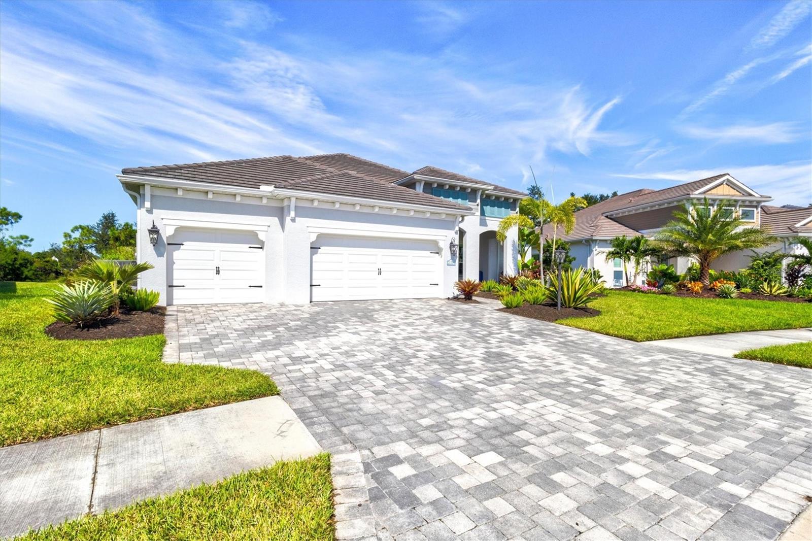 GRAND PALM - Residential
